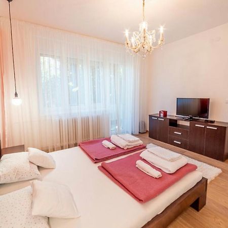Apartman Danube Lux Нови-Сад Экстерьер фото