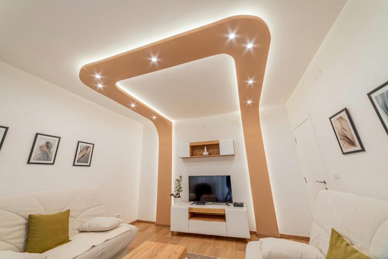Apartman Danube Lux Нови-Сад Экстерьер фото