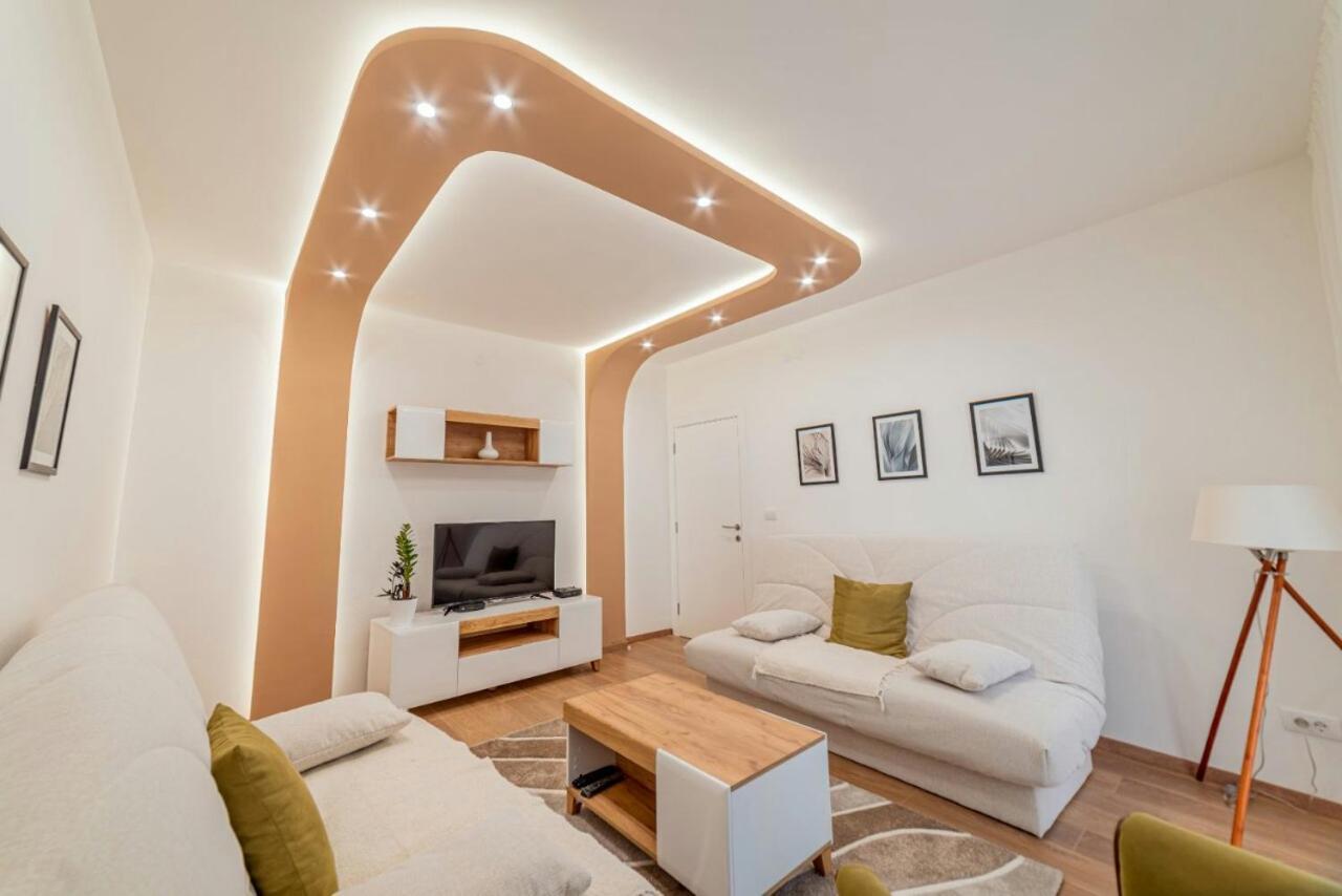 Apartman Danube Lux Нови-Сад Экстерьер фото